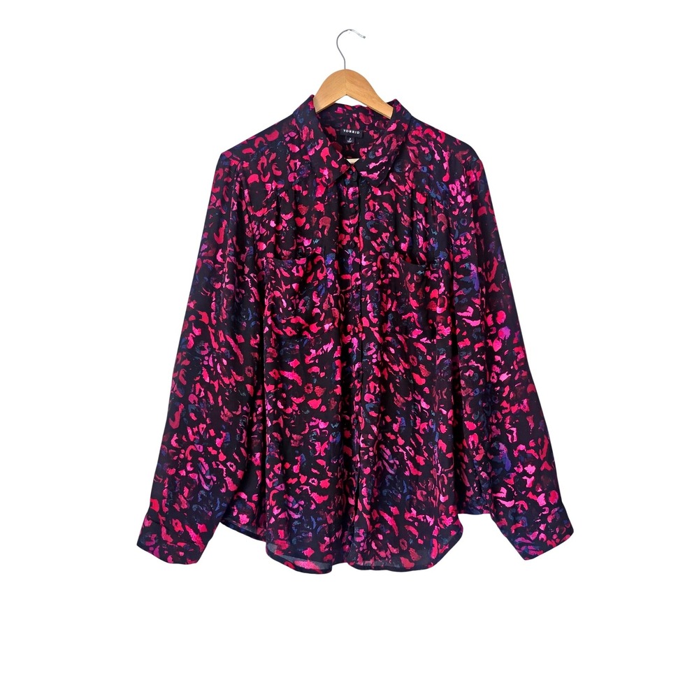 Torrid Size 2 2X Pink Purple Leopard Print Button Down Blouse Long Sleeve